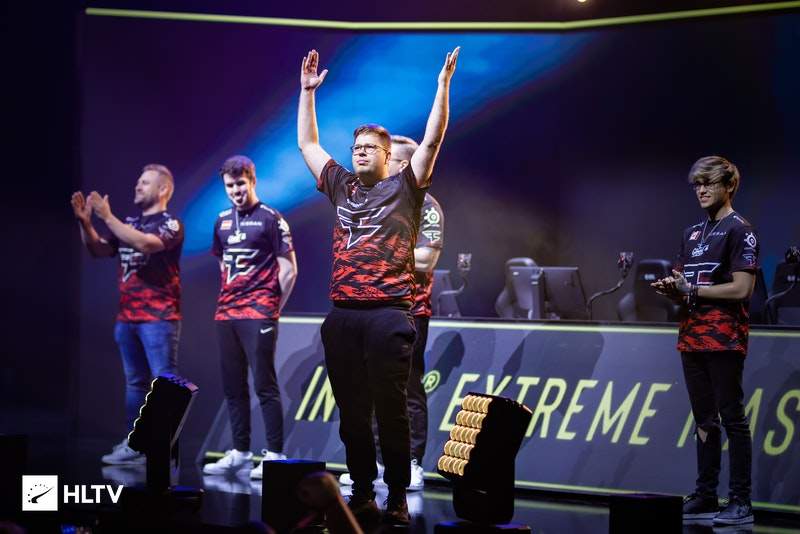 一场焦灼战 一场焦灼战